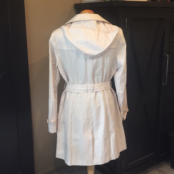 Brand New NWT Cole Haan Ivy Trench Coat - Picture 2 of 5